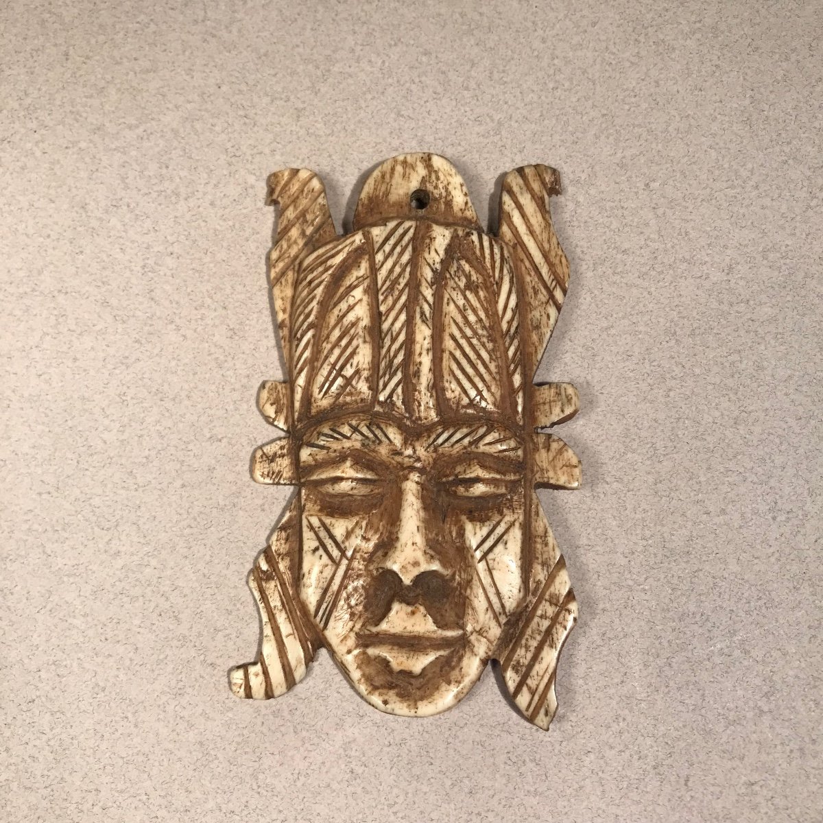 African Art Early Arts Ivory Coast Sénoufo Diminutive Passport Mask Carved Bone 1920/50-photo-3