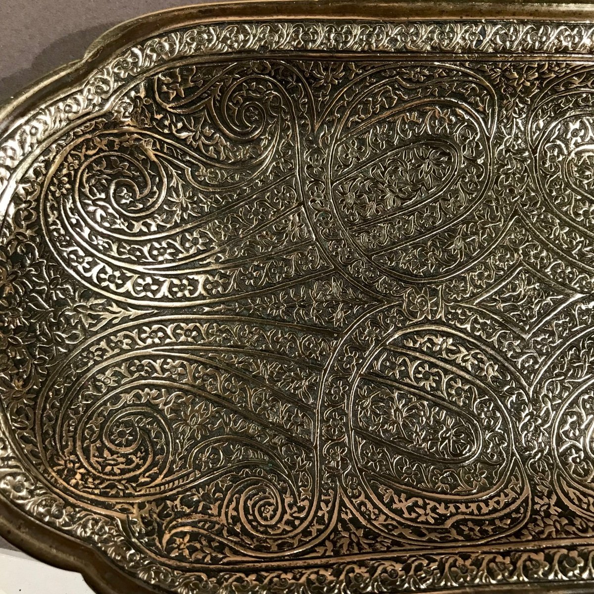 Decorative Art Arabist Pocket Tray In Chiseled Gilt Bronze With 4 Feet Floral Decor 19th Century -photo-4