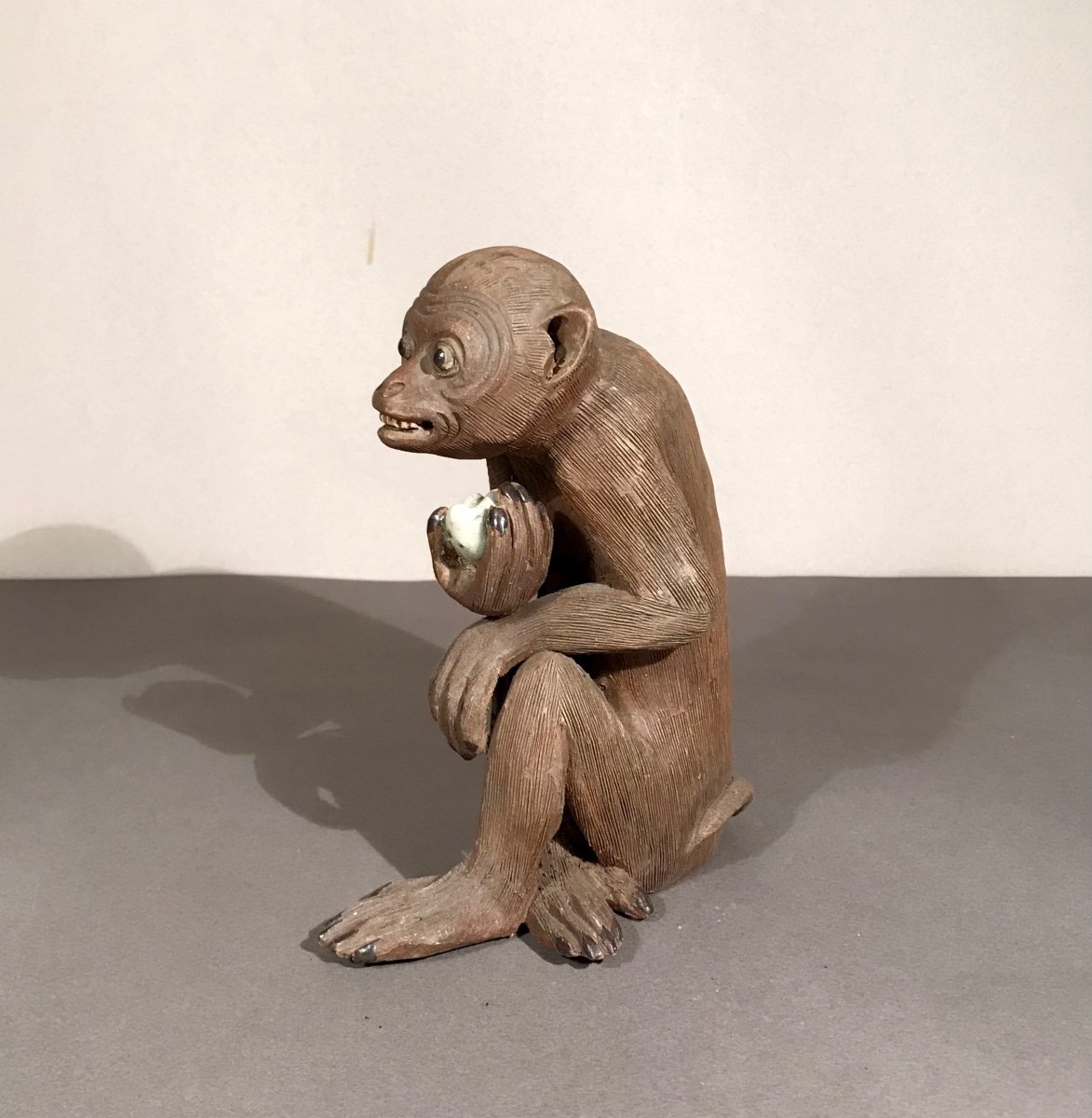 Asian Arts Japan Macaque With Fruit In Stoneware Partially Glazed 20th Century Wisdom-photo-3