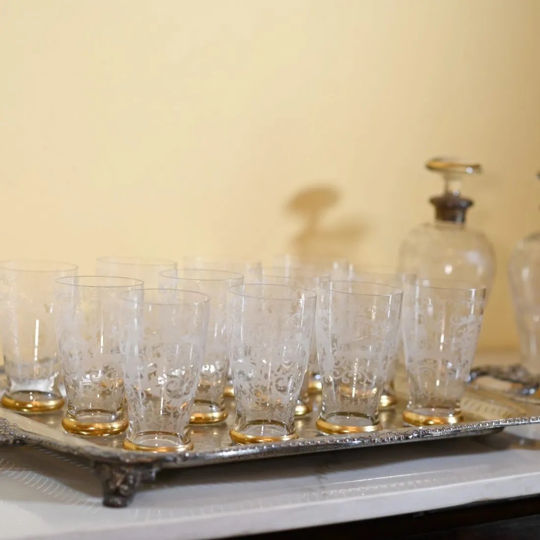 Set Of Crystal Glasses With Two Bottles – Late 19th Century-photo-3