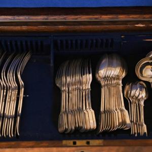 Large English Service (83 Pieces) In Original Wooden Case. Inizio Sec. XX