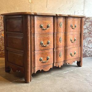 18th Century Chest Of Drawers