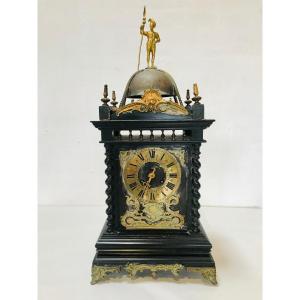 Horloge/pendule XIXème Siècle Travail Probablement Anglais en Bois Noirci