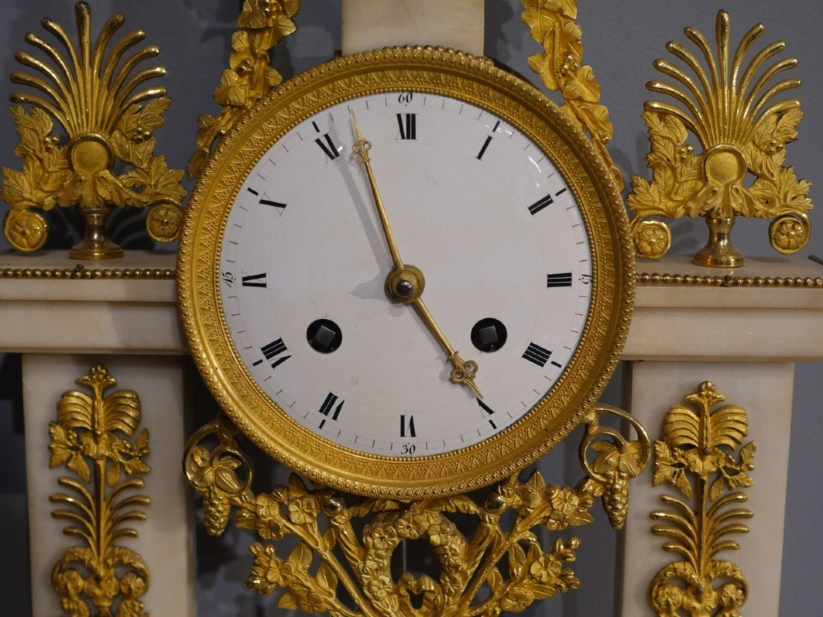 Directoire Portico Clock In Marble And Gilded Bronzes-photo-1