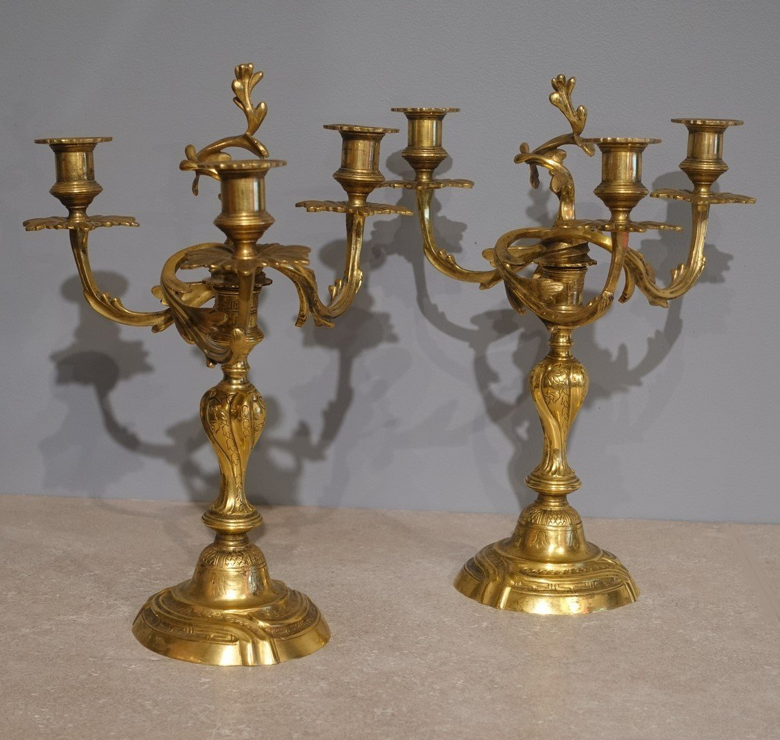 Paire de candélabres en bronze doré d'époque XVIII°