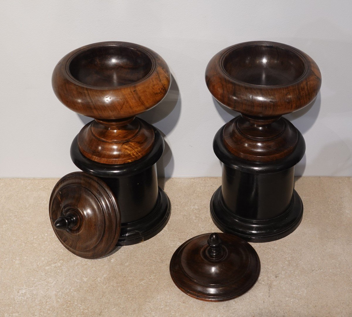 Pair Of Covered Rosewood Vases – 19th Century-photo-2