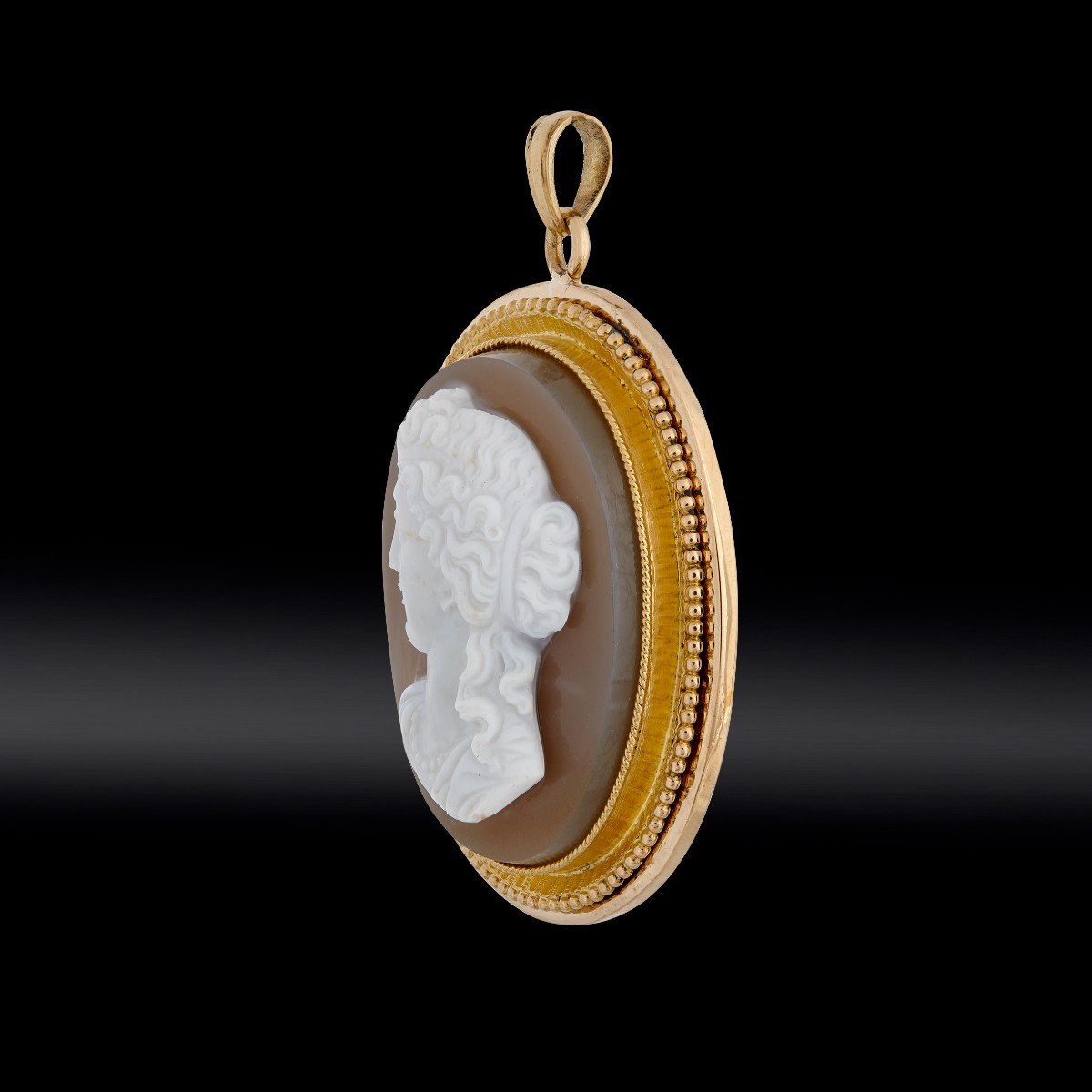 Cameo Pendant On Agate Circa 1870 -photo-2