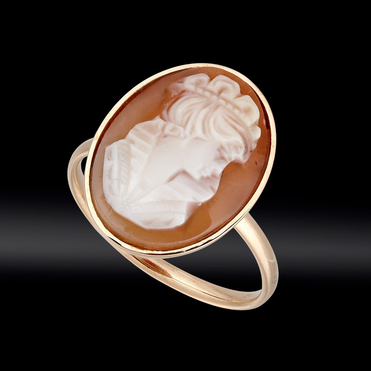 Shell Cameo Ring Woman's Profile Late 19th Century