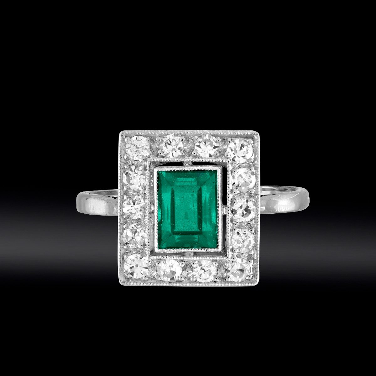 Bague Rectangle émeraude Certifiée Et Diamants Vers 1925-photo-2