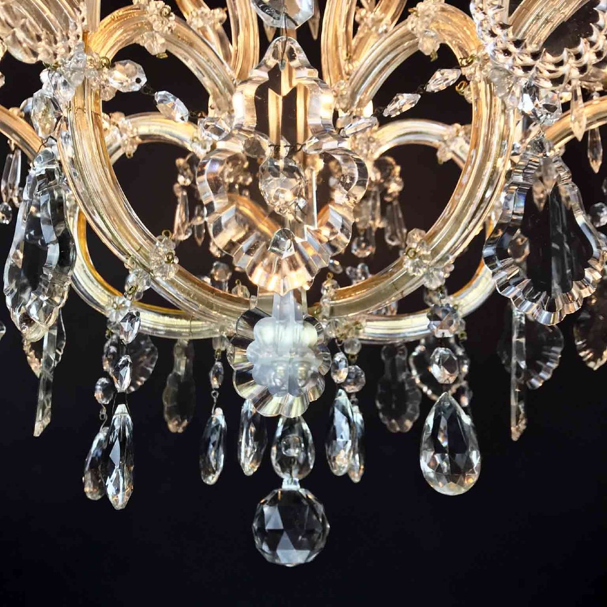 Italian Crystal Chandelier Maria Theresa Eleven-light Pendant 1950 Circa-photo-1