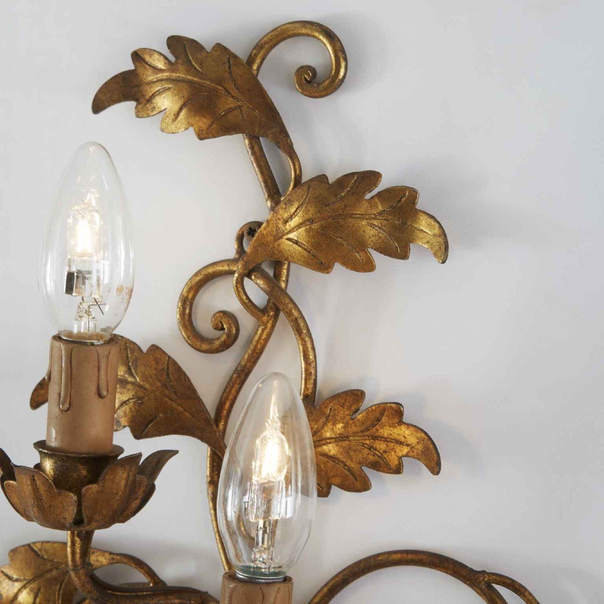 Pair Of Italian Gilded Iron Leafted Sconces 1960s-photo-3