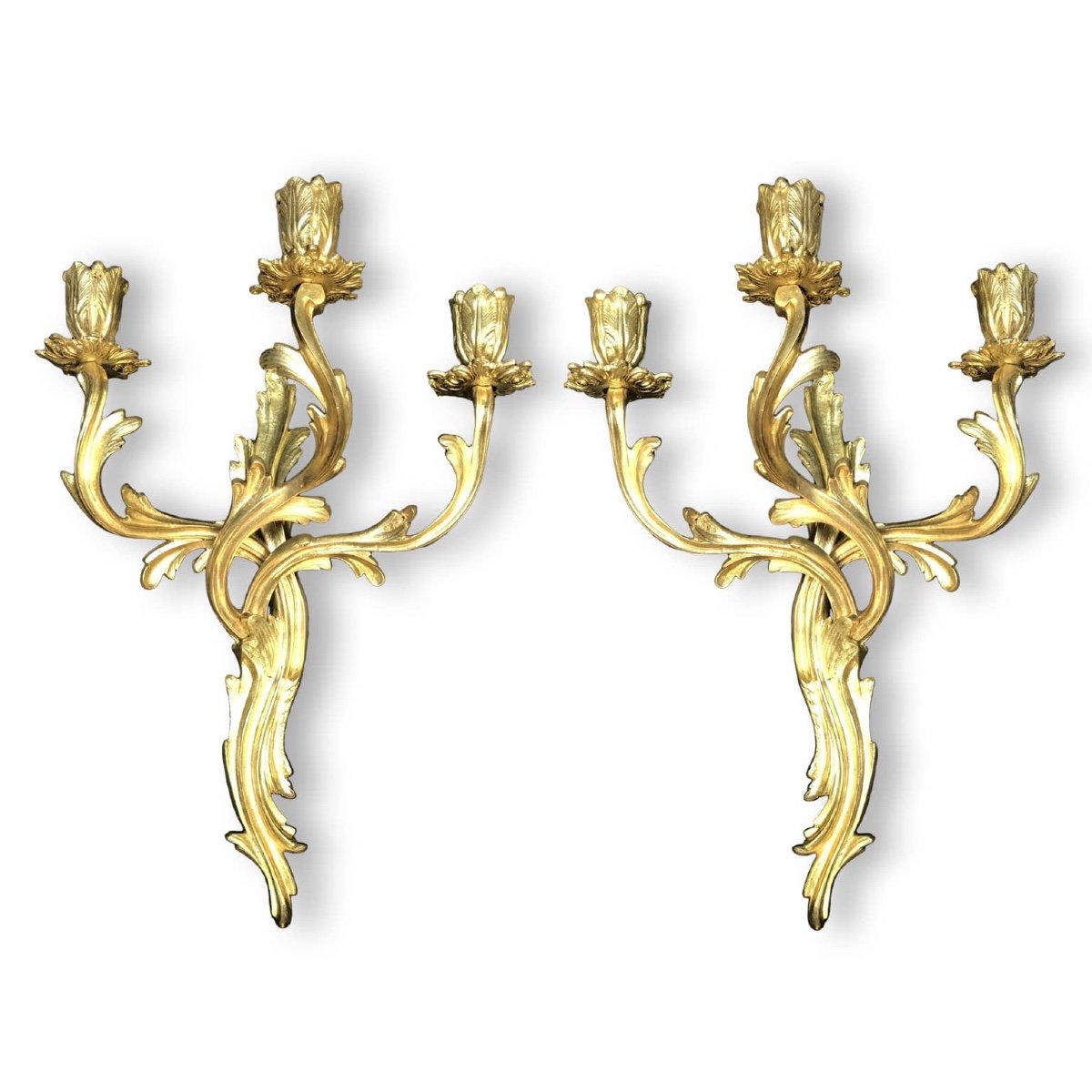 Pair Of French Louis XV Style Gilt Bronze Three-light Antique Wall Sconces-photo-4