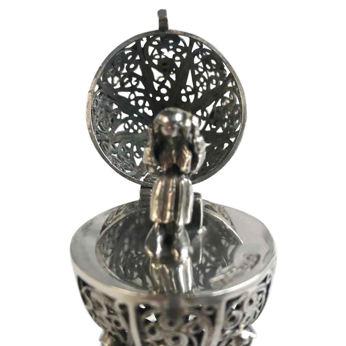 Early 20th Century Silver Filigree Besamin Judaica Havdalah -photo-1