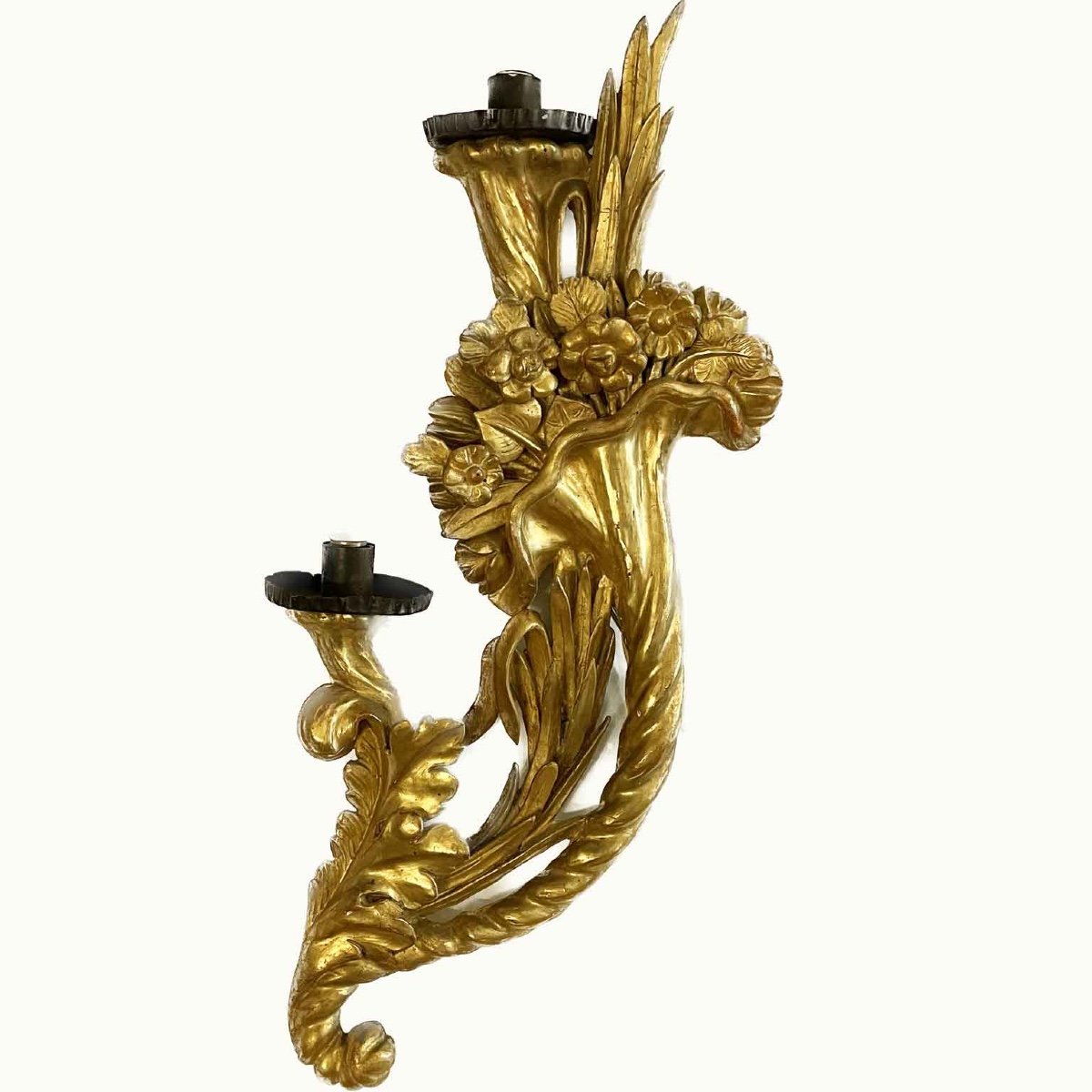 Pair Of Italian 18th Century Gilt Wood Cornucopia Wall Sconces-photo-3