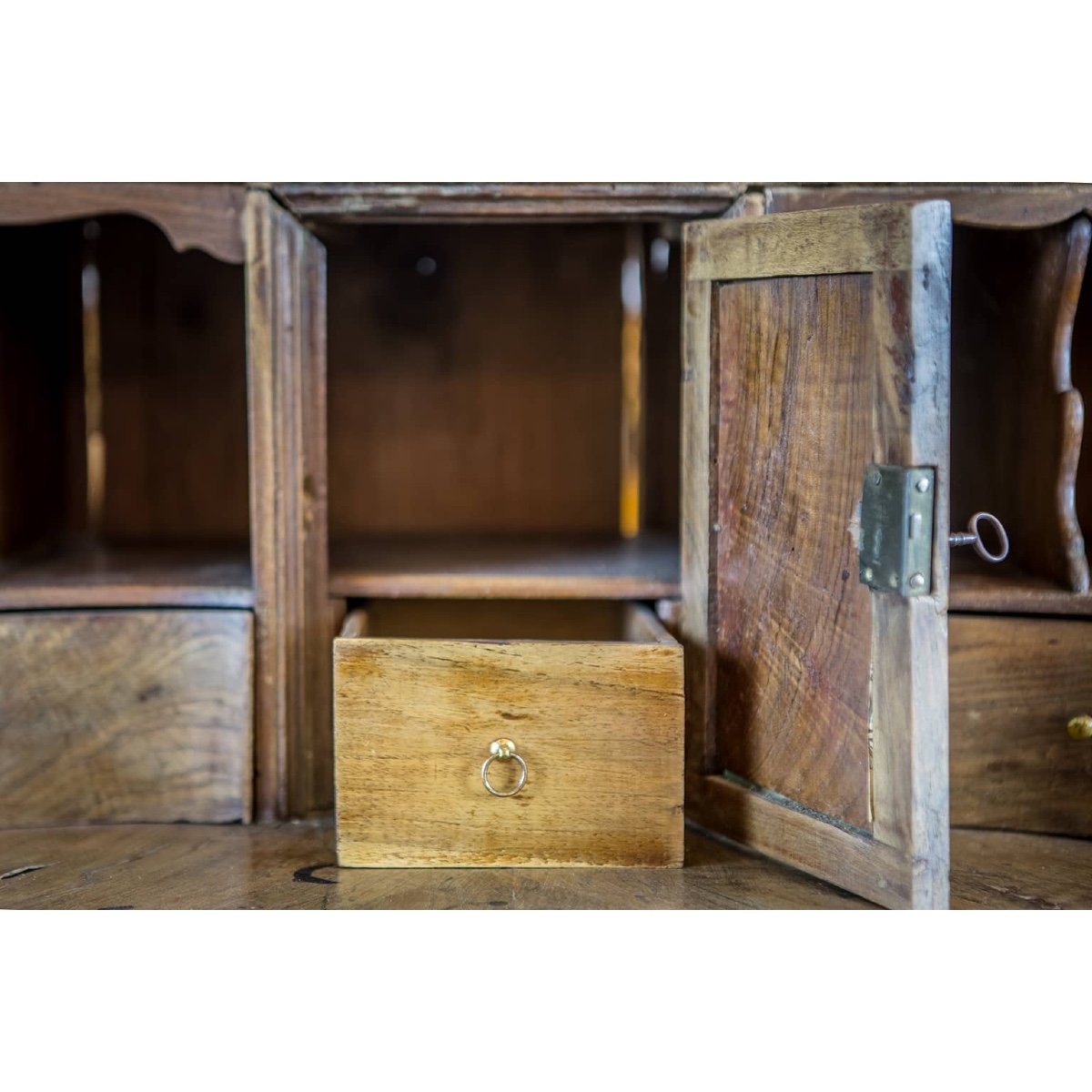 Louis XV Genoese Walnut Veneer Fall Front Bureau Secretaire Desk-photo-1