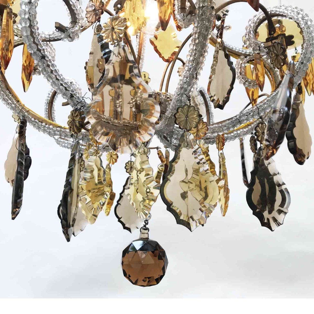 20th Century Italian Beaded Crystal Chandelier With Amber And Grey Colored Drops-photo-3