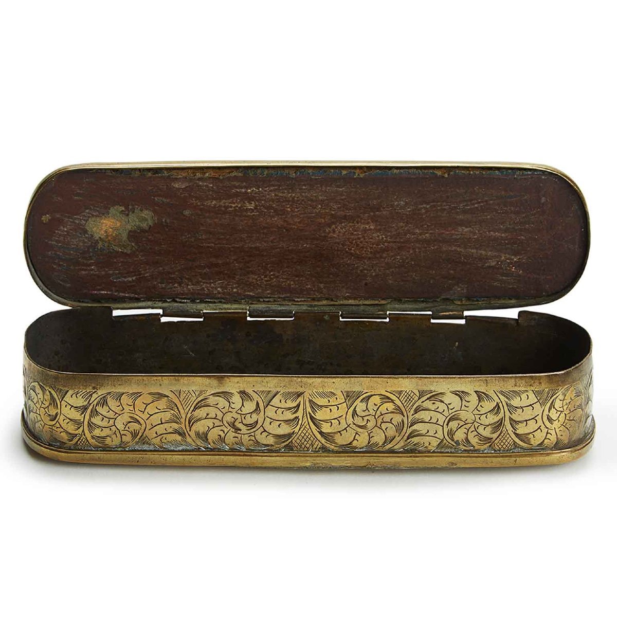 18th Century Dutch Brass Tobacco Box With Figures-photo-2