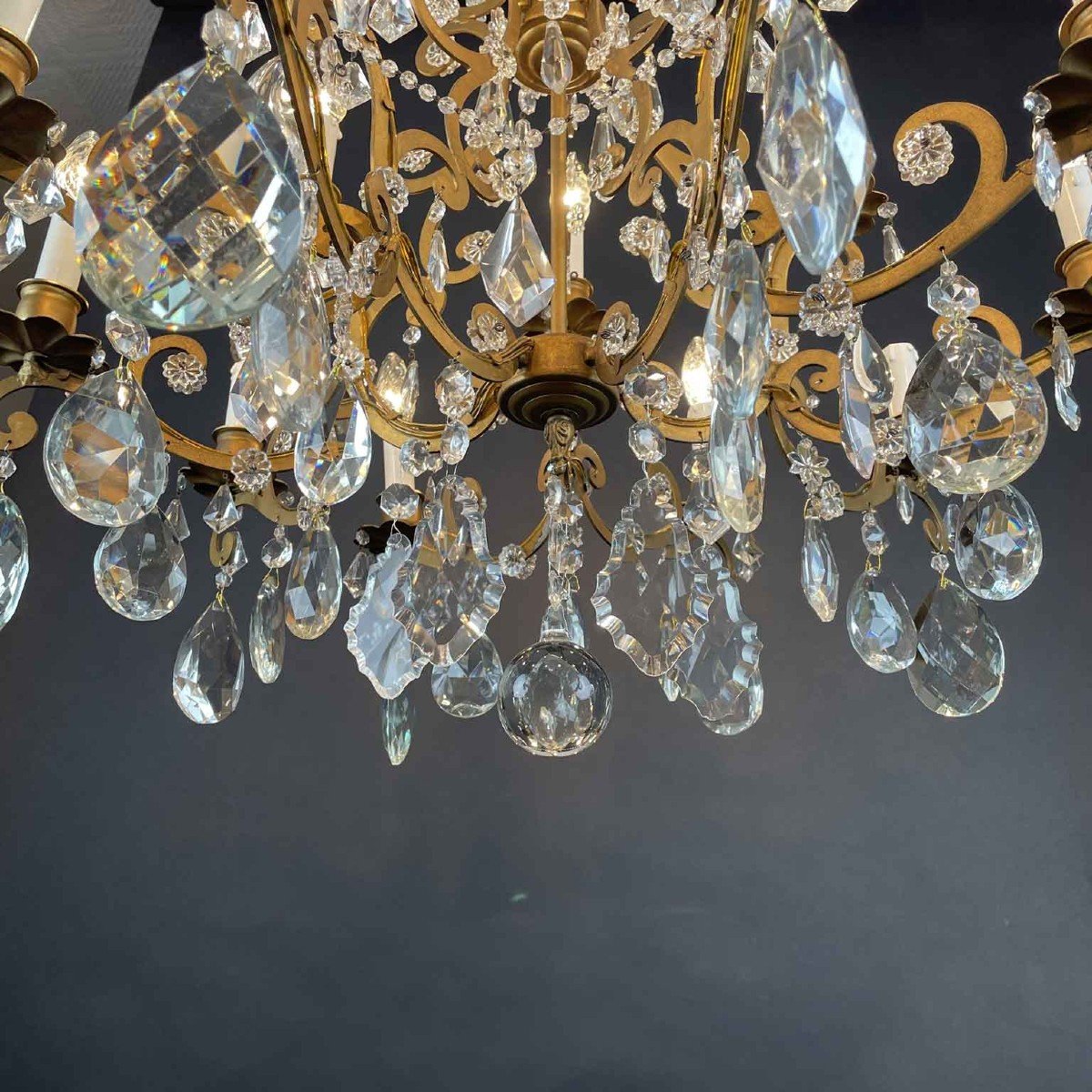 Italian Crystal And Gilded Iron Fifteen-light Chandelier 1950s Marie-therese Style-photo-7