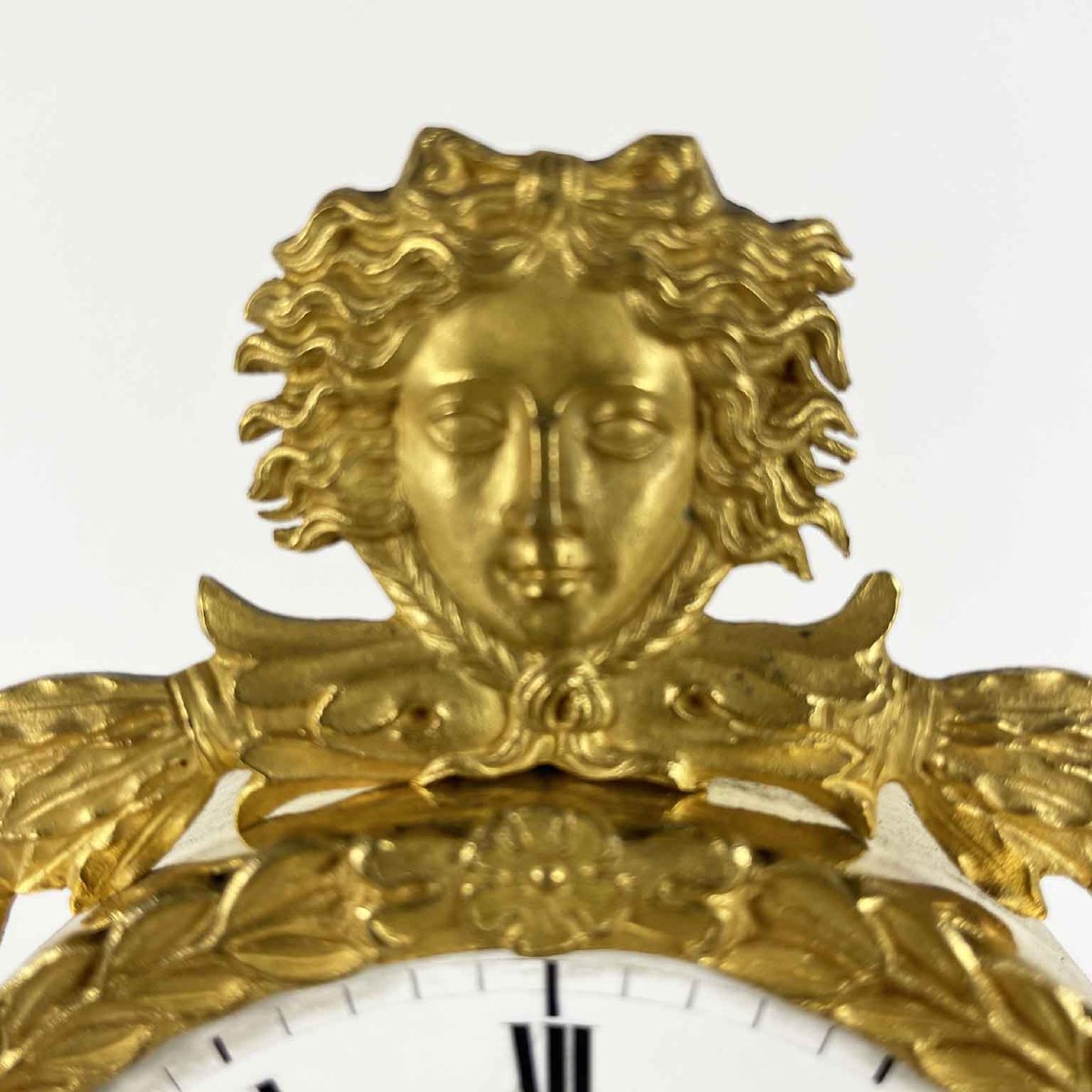 Early 19th Century French Empire Gilt Bronze Mantel Clock With Putti And Library-photo-4