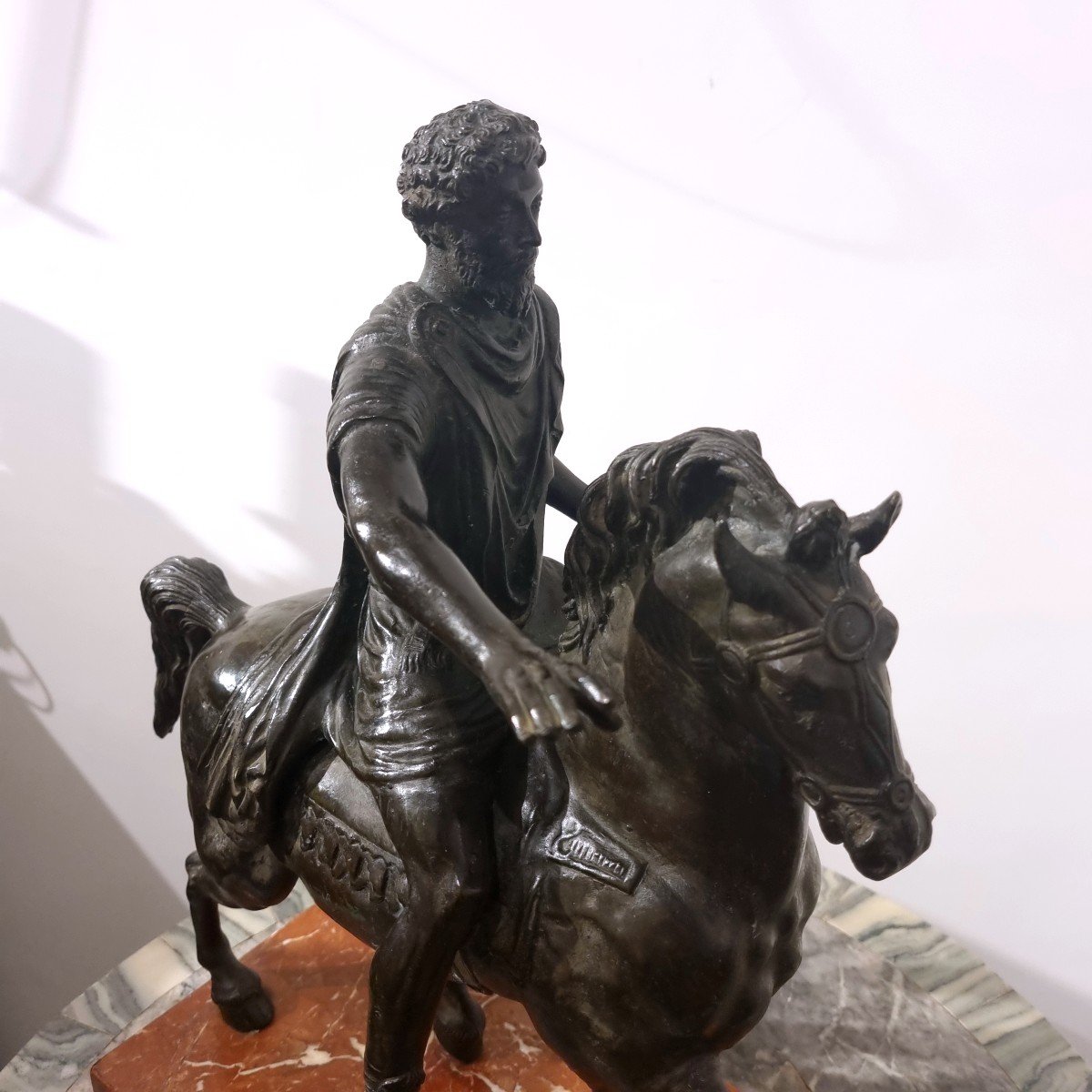 Spectacular Equestrian Statue Of Marcus Aurelius In Bronze With Dark Patina From The Grand Tour-photo-3