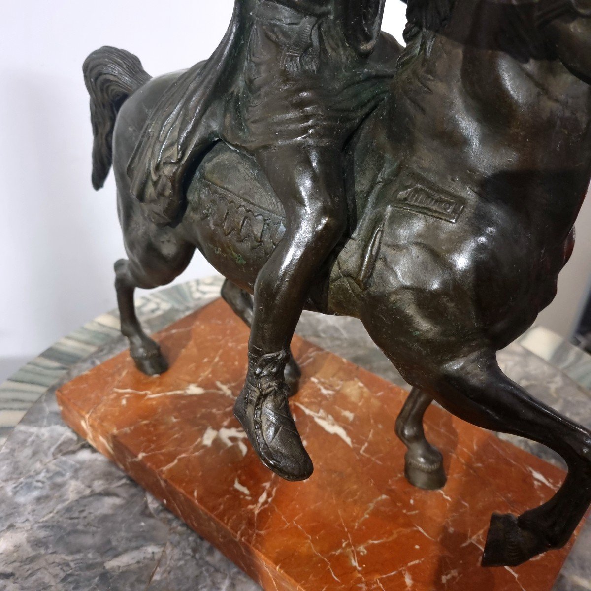 Spectacular Equestrian Statue Of Marcus Aurelius In Bronze With Dark Patina From The Grand Tour-photo-3