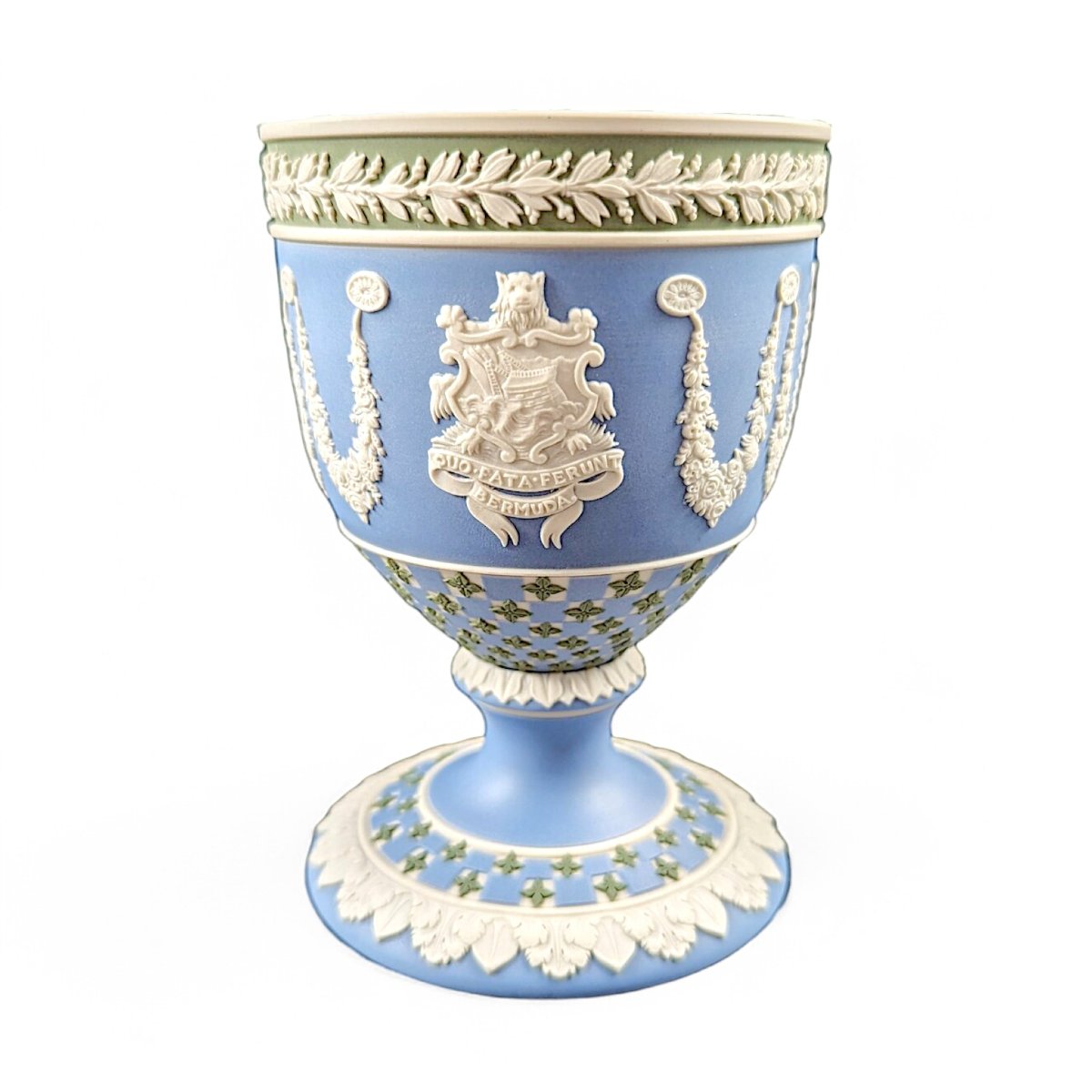 Gobelet commémoratif Wedgwood, sceaux des Bermudes et des États-Unis, Jubilé d'argent 1977-photo-5