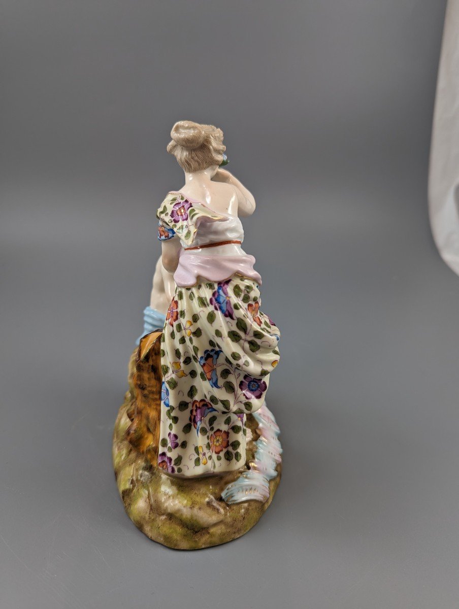 Antique Figurine Of A Woman And A Cherub By Sitzendorf, Circa 1890.-photo-2