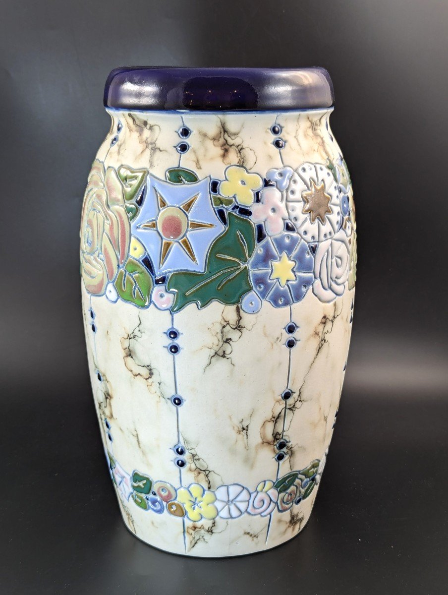 Amphora Ceramic Vase In The Art Deco Style. Made In Czechoslovakia, с. 1920-photo-1