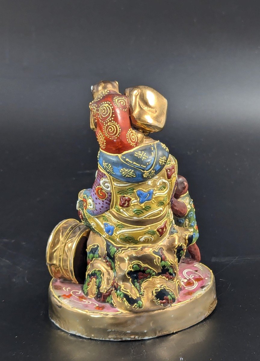 Antique Porcelain Figurine ‘boy With Monkeys’ By Satsuma, Japan, Meiji Period -photo-4