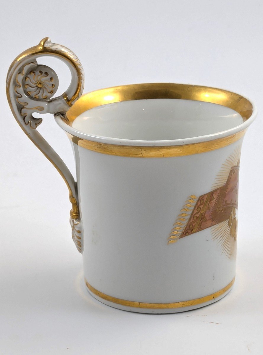 Ancienne Tasse En Porcelaine Peinte à La Main De Kpm Berlin, Allemagne, Vers 1780-1790.-photo-1