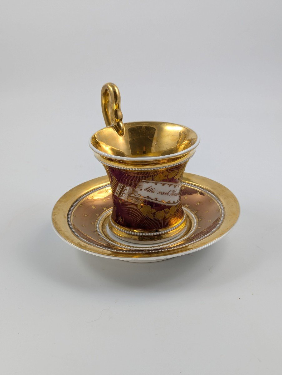 Ancienne Tasse Et Soucoupe En Porcelaine Peinte à La Main Kpm Berlin, Allemagne, Vers 1800-photo-1