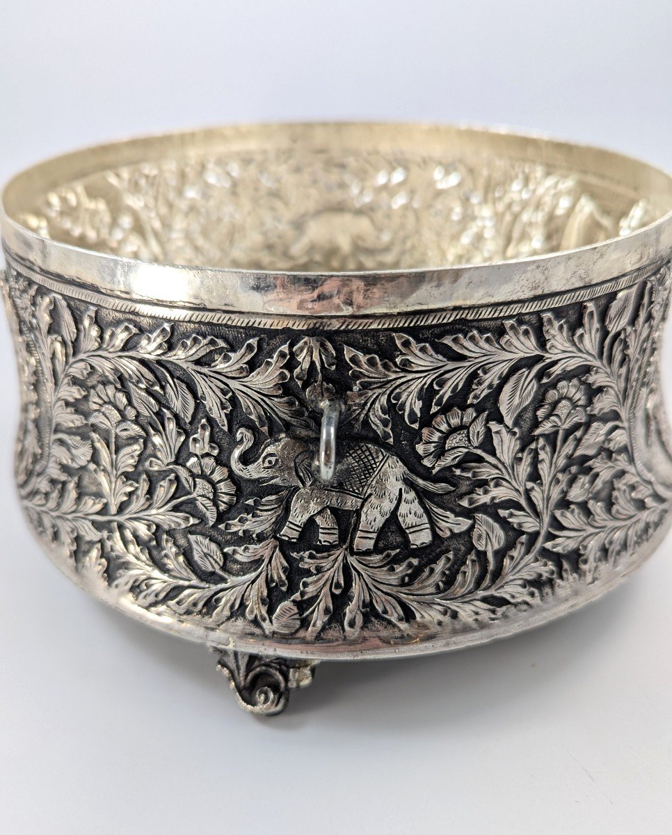 Antique Indian Handmade Silver Plated Pandan Box, C. 19th Century.-photo-5