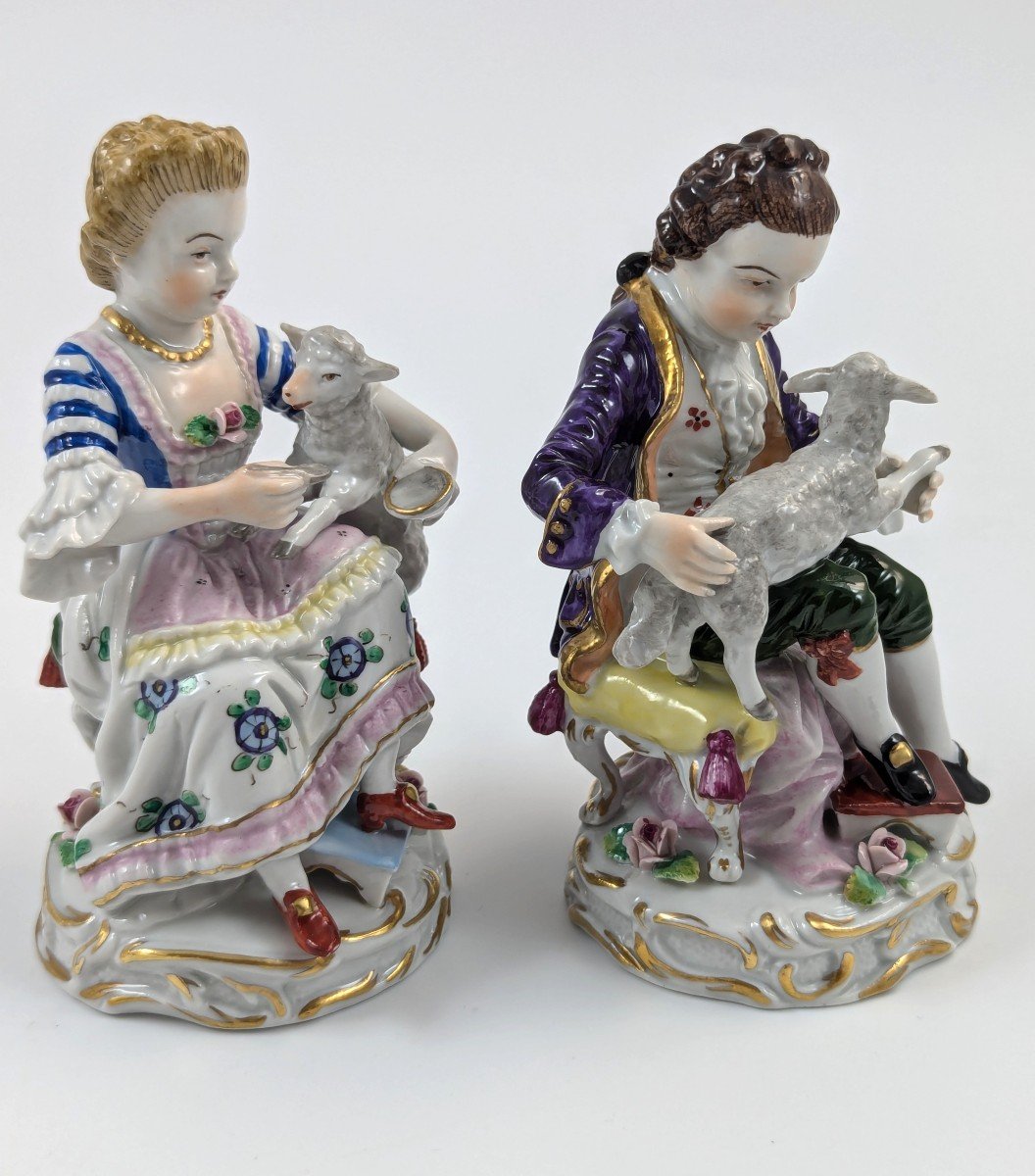 Ancienne Paire De Figurines En Porcelaine De La Manufacture Sitzendorf, Allemagne, Vers 1918-photo-1