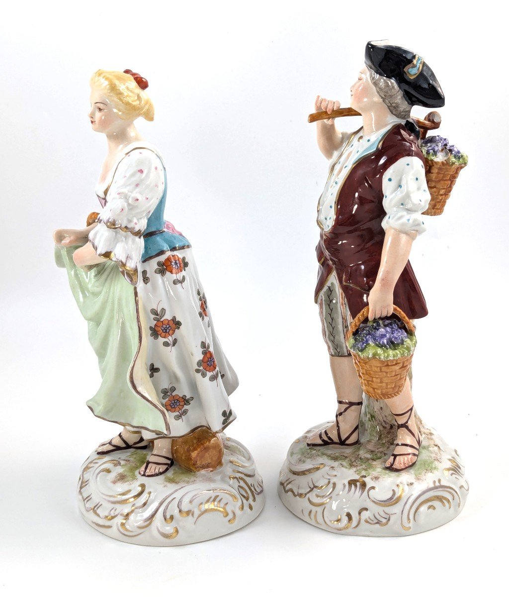 Figurines Anciennes En Porcelaine Représentant Des Vendangeurs, France, Style Sèvres, 19e Siècl-photo-2