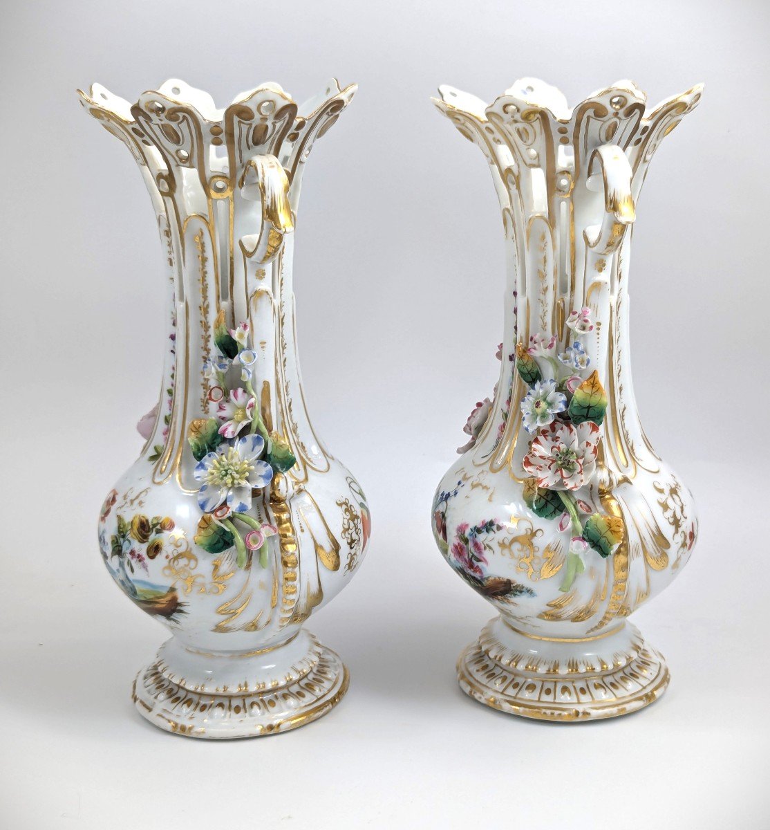 A Pair Of Old Paris Porcelain Vases, C. 19th Century-photo-2