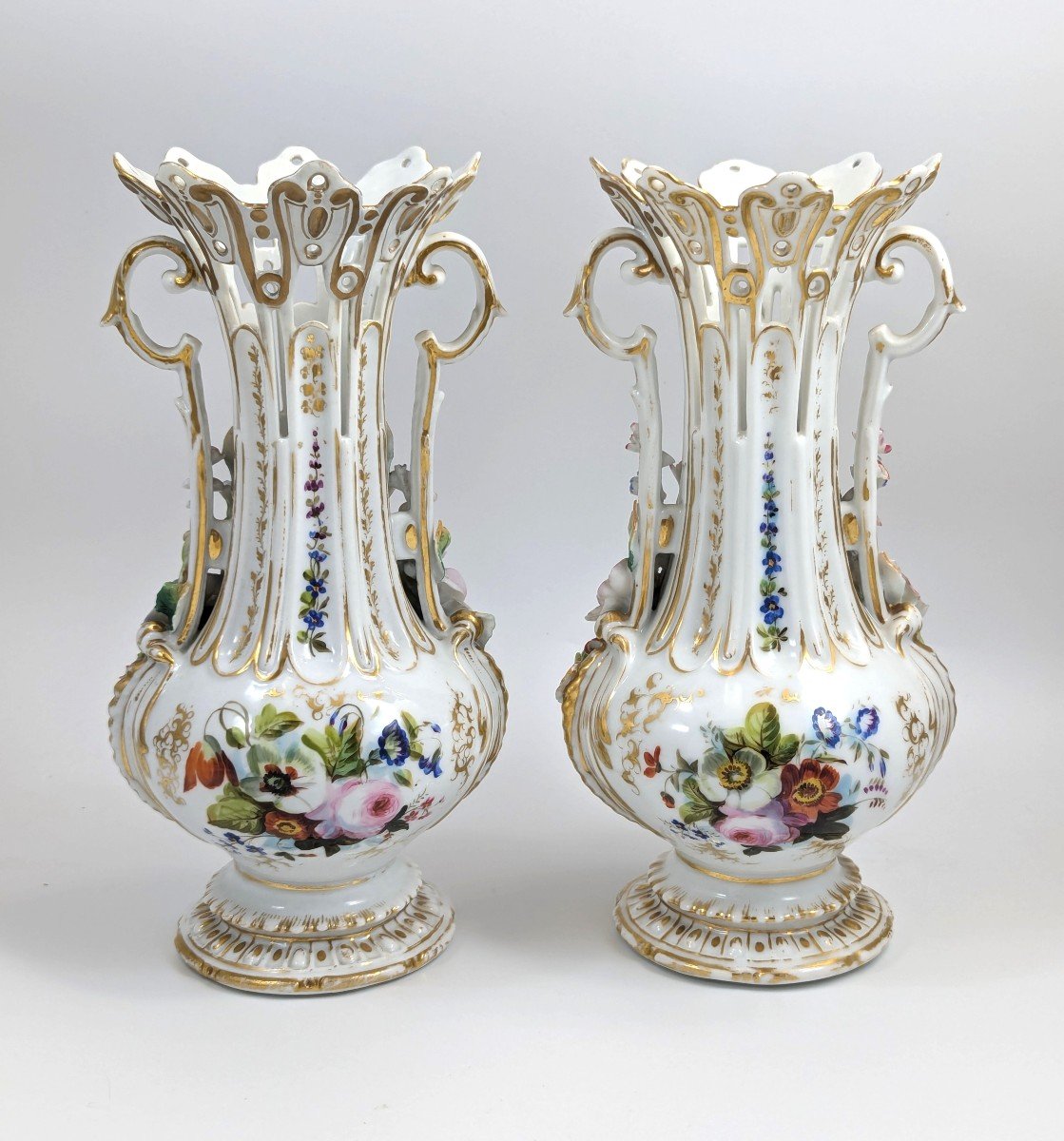 A Pair Of Old Paris Porcelain Vases, C. 19th Century-photo-3