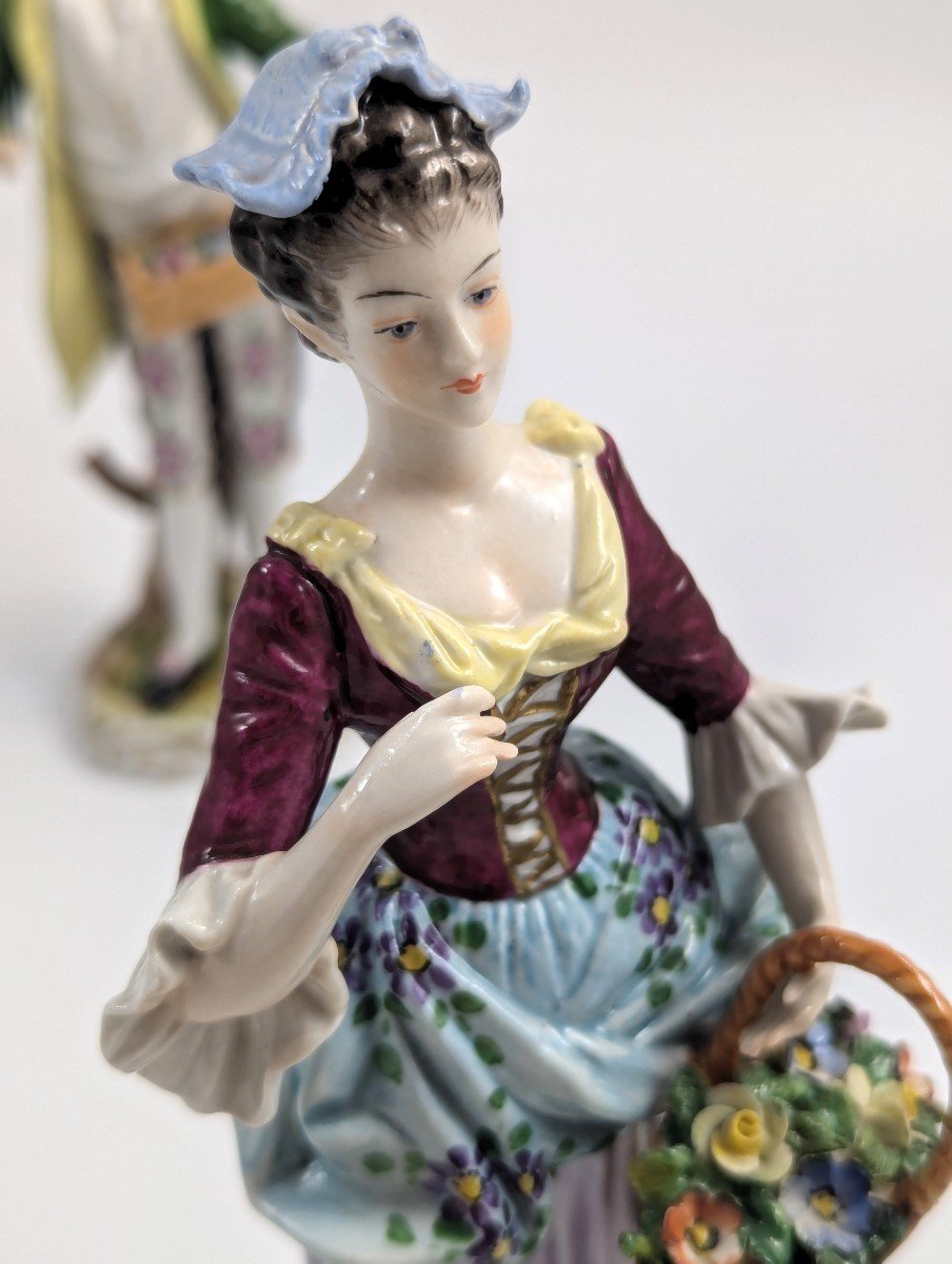 Figurines En Porcelaine De Vendeurs De Fleurs Par Volkstedt, Allemagne-photo-7