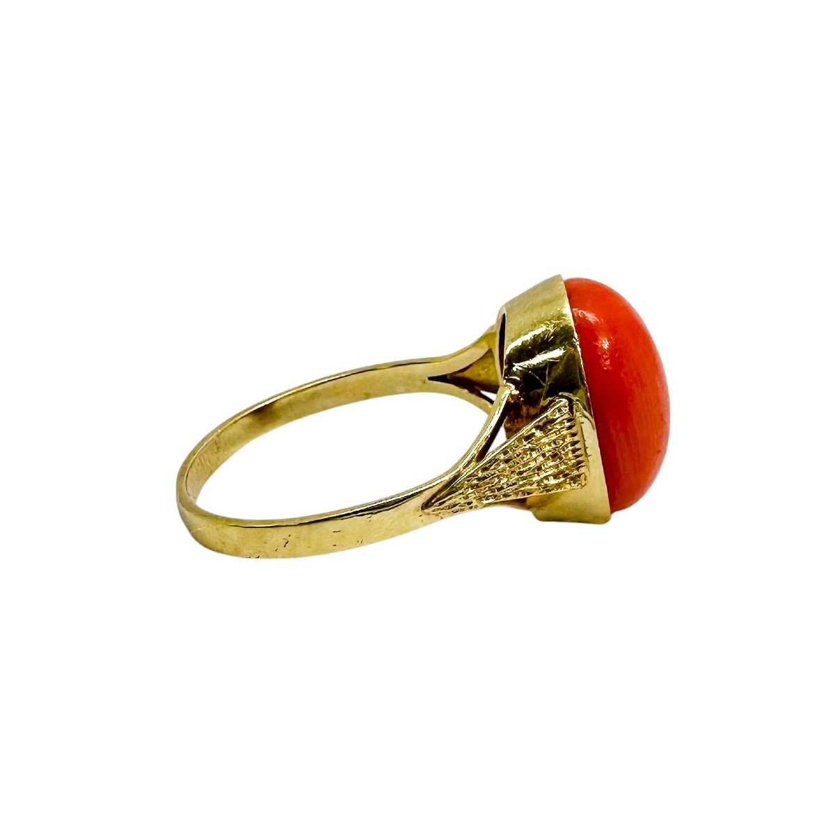 Art Deco 8ct Gold Ring With 6.65ct Oval Coral, C.1920-photo-2