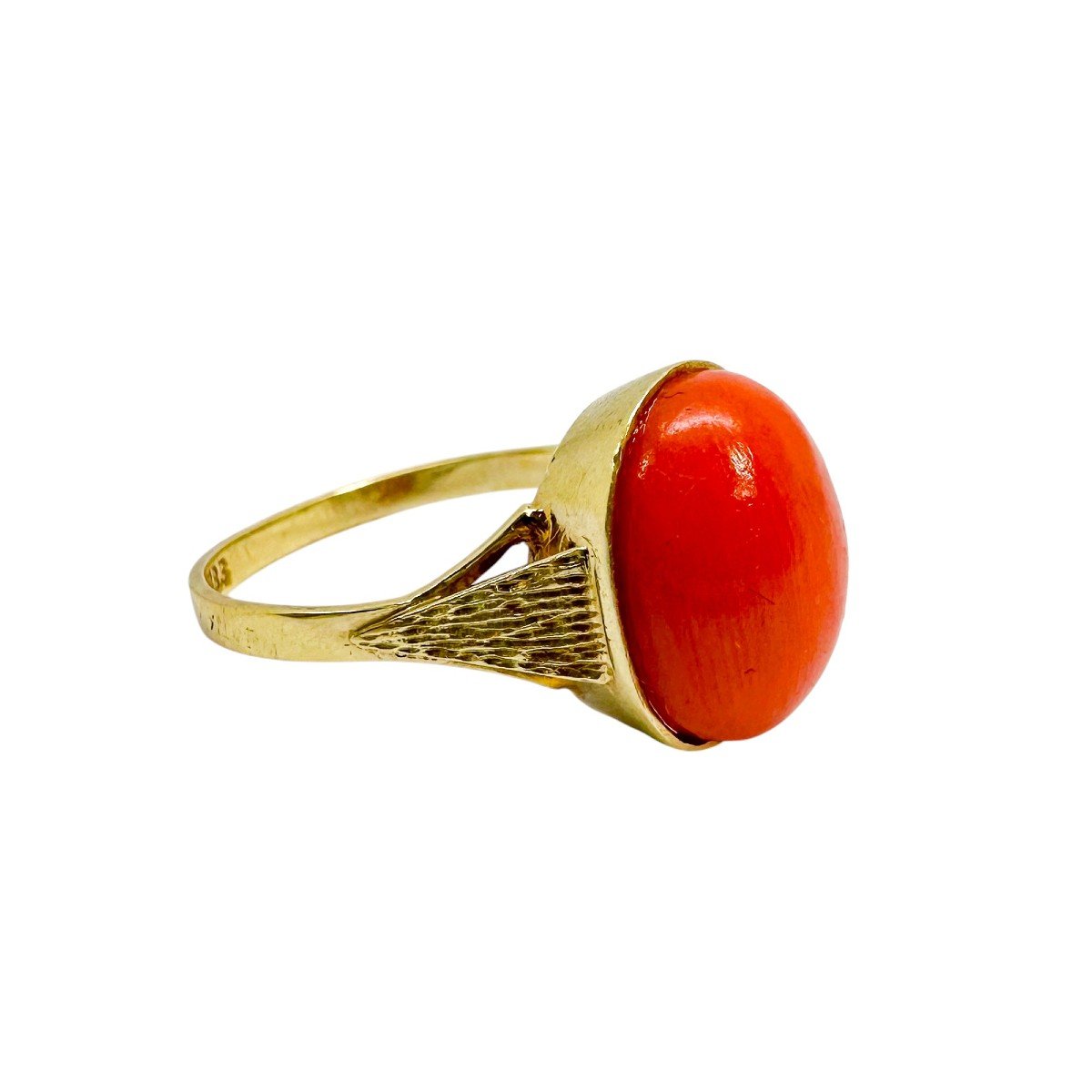 Art Deco 8ct Gold Ring With 6.65ct Oval Coral, C.1920-photo-6