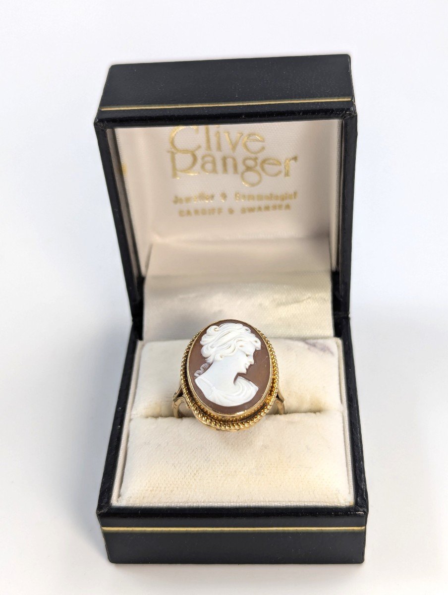  Gold Cameo Ring, 1914.-photo-2