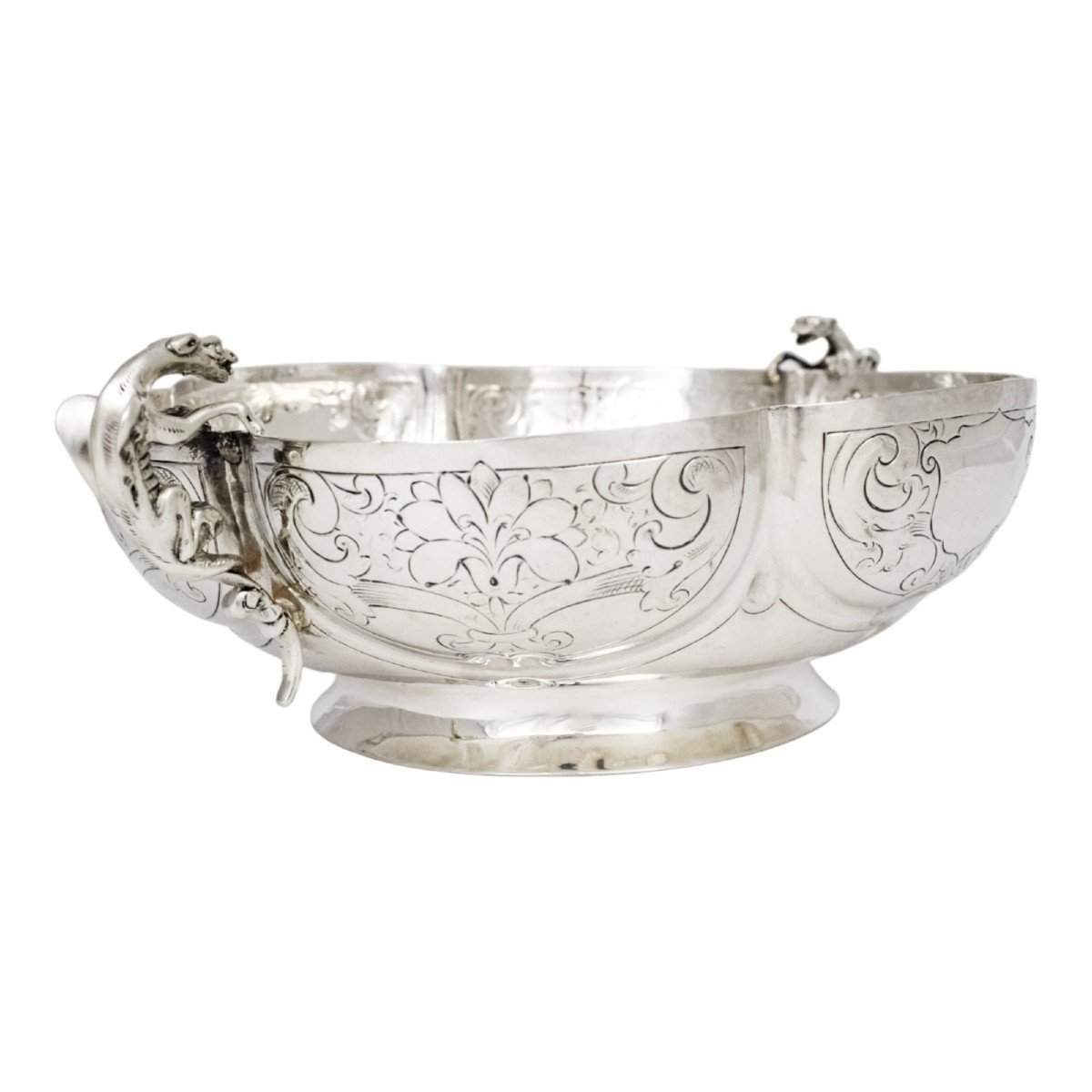 Georgian Repoussé Silver Fruit Bowl With Flying Dog Handles, 1812, 602g-photo-2