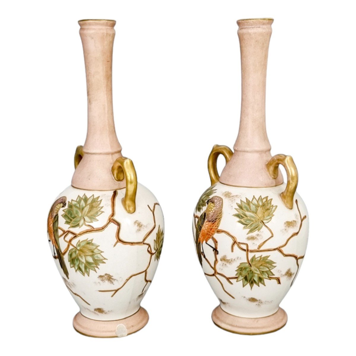 Paire De Vases Franz Anton Mehlem Royal Bonn 1880s, Ivoire Blush, Perroquets Et Papillons-photo-2