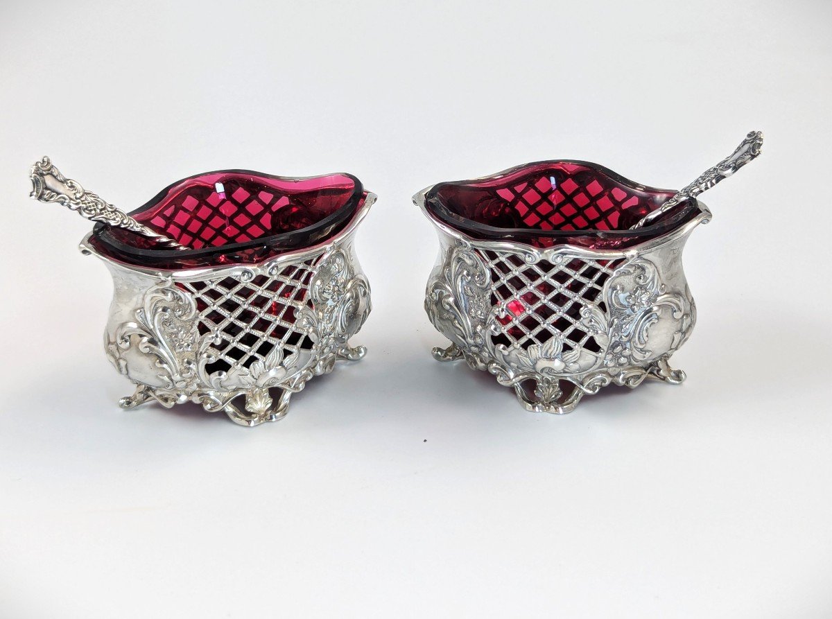 Paire De Salières En Argent De l'époque édouardienne Avec Doublures En Verre Rubis, 1902