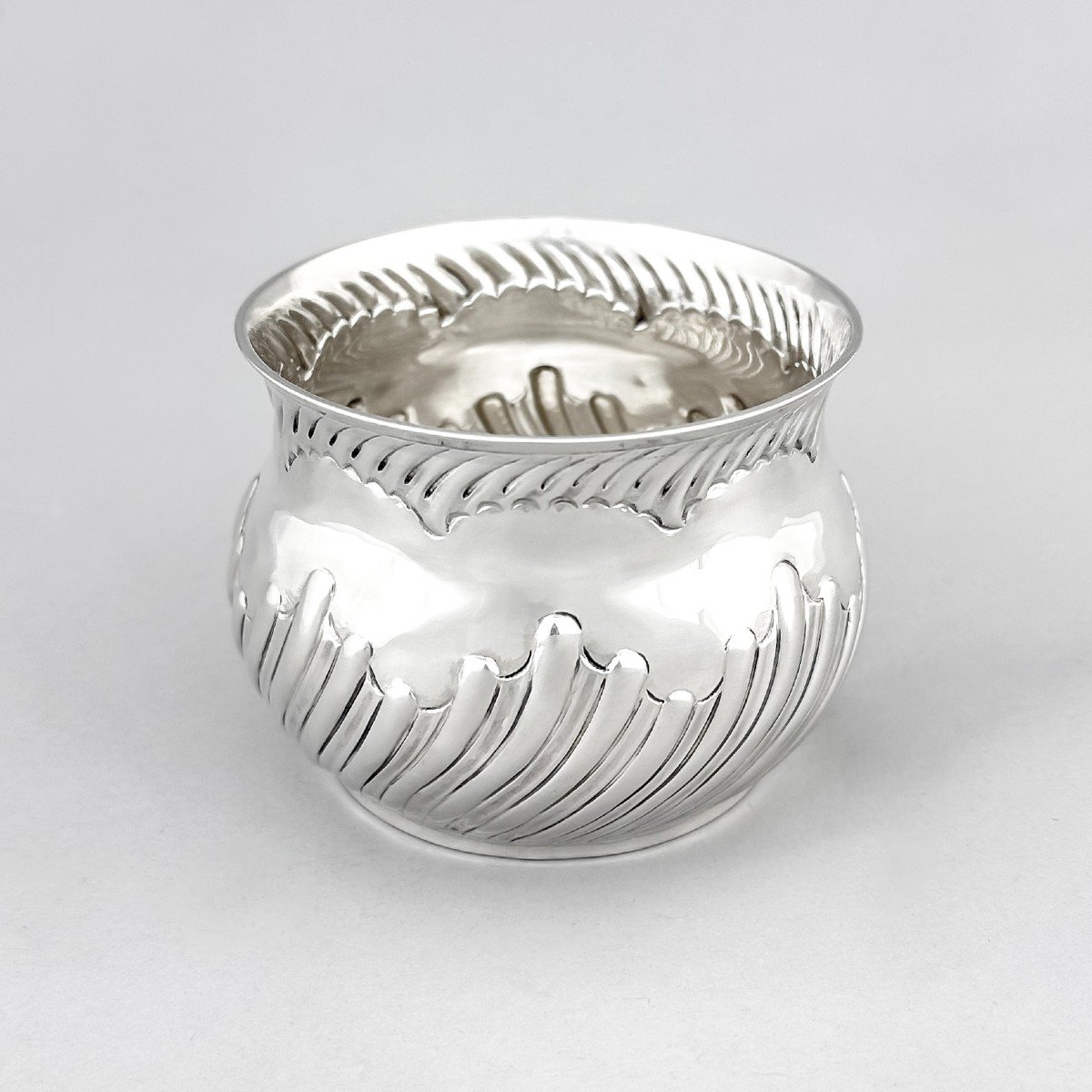  Victorian Sterling Silver Sugar Bowl,1882,107 G  -photo-1