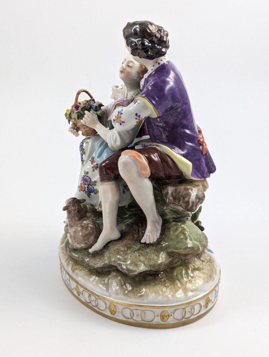 Volkstedt Porcelain Figure Group Couple Courting, C.1945-photo-2