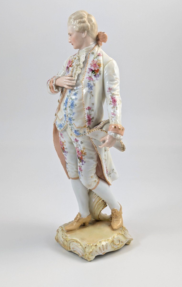 Christian Nonne Of Geisshübel, Antique Porcelain Figure Of A Nobleman, 19th Century-photo-3