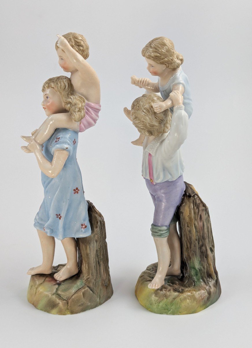 Figurines Ernst Bohne & Söhne : Garçon Et Fille Tenant Des Enfants, Vers 1887-photo-2