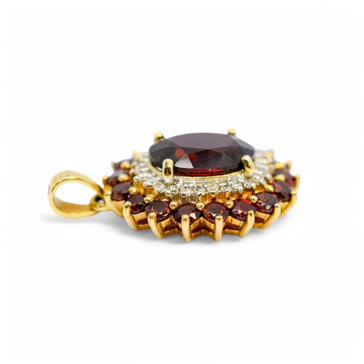 Vintage 9ct Gold Pendant With Oval Garnet, Diamond Halo, And Garnet Cluster-photo-3