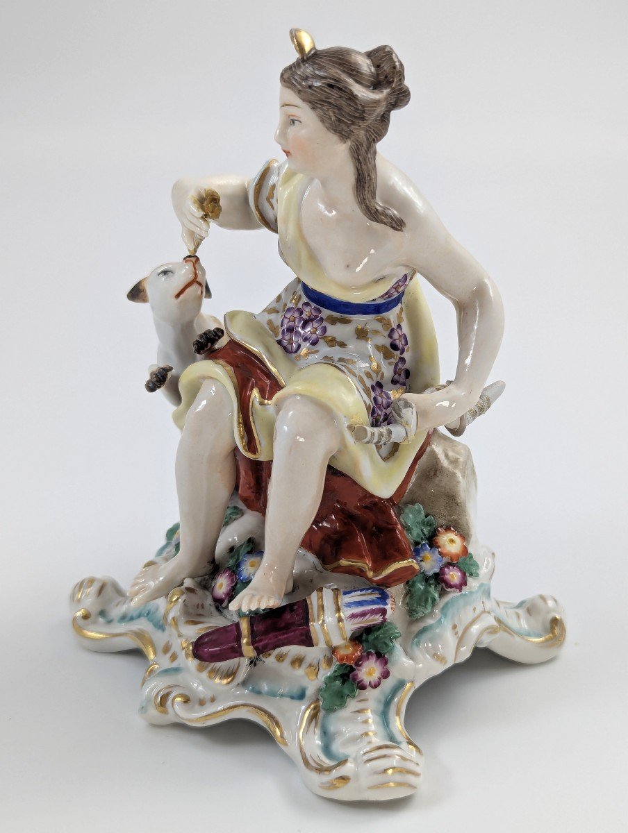 Figurine En Porcelaine De Chelsea Représentant « Diane Chasseresse », Ancre En Or, Vers 1760.-photo-3