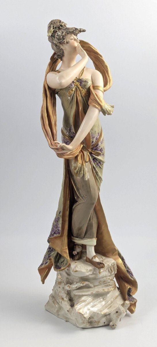 Ernst Wahliss Art Nouveau, grande figurine en porcelaine « Femme au foulard », 43cm-photo-3